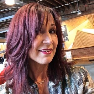 Meet your Posher, Jo-ann